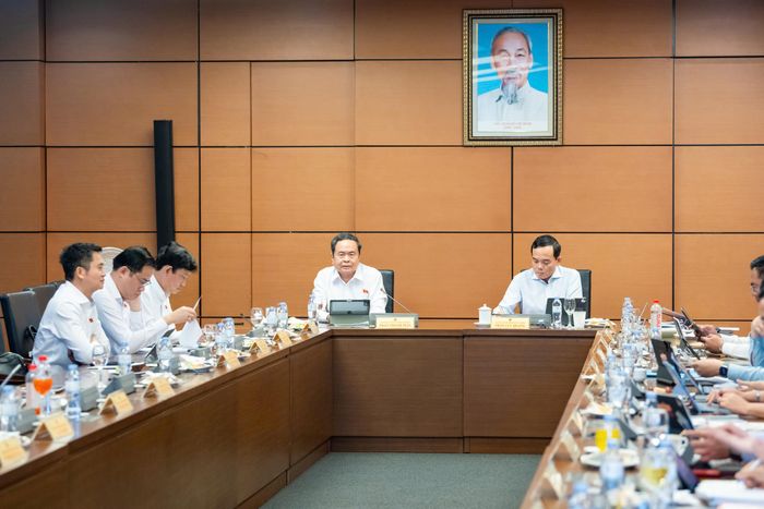 Quang cảnh phiên thảo luận tại Tổ 2 - Đoàn ĐBQH thành phố Hồ Chí Minh. (Ảnh: Media Quốc hội).