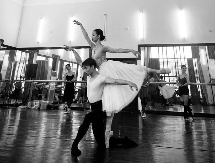 Các nghệ sĩ của Nhà hát Nhạc Vũ Kịch Việt Nam tập luyện vở ballet "Giselle". (Ảnh: Nhà hát Nhạc Vũ Kịch Việt Nam).