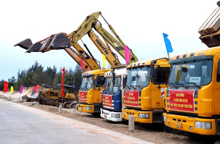 Các tuyến đường được đầu tư sẽ giúp rút ngắn thời gian đi lại, vận chuyển hàng hóa, giảm chi phí logistics.