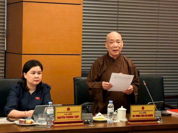 Đại biểu Thích Bảo Nghiêm. Ảnh: Media Quốc hội.