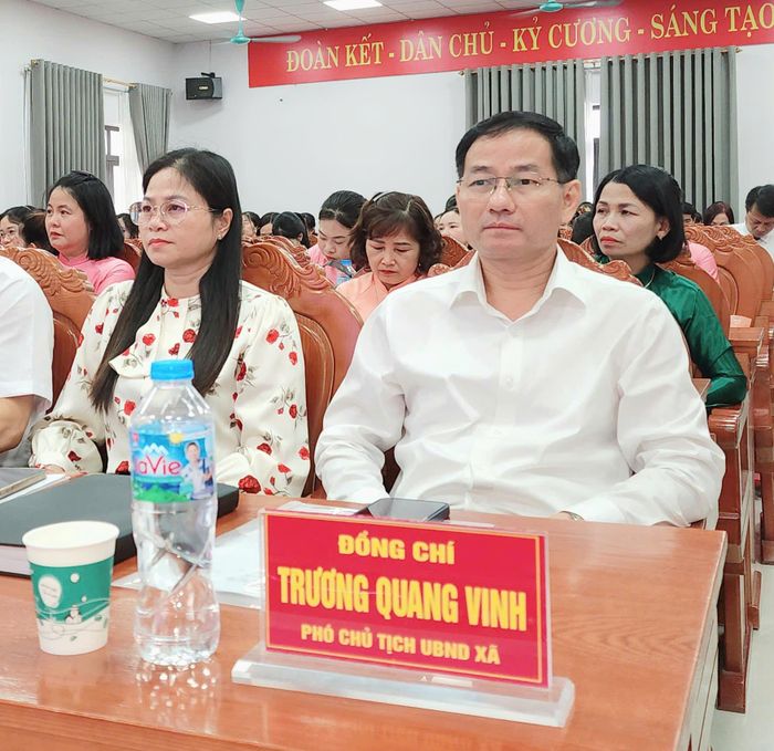 UBND xã Bình Tuyền đã tập trung chỉ đạo các trường đổi mới phương pháp dạy học, kiểm tra, đánh giá; nâng cao chất lượng giáo dục toàn diện và giáo dục mũi nhọn.