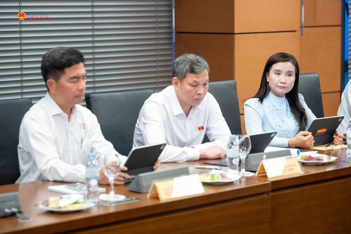 Các đại biểu tham dự phiên thảo luận