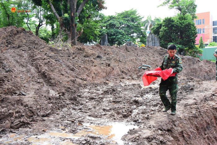 Ngày 19/8, lực lượng đã phát hiện, quy tập 11 bộ hài cốt liệt sĩ và 5 bộ di vật tại Khu B