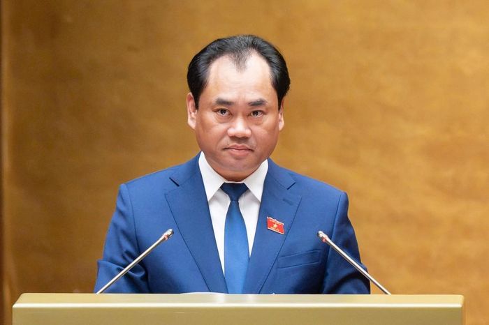 Bộ trưởng Nông nghiệp và Môi trường Trịnh Việt Hùng. Ảnh: Media Quốc hội