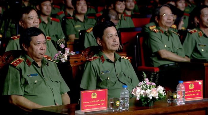 Chương trình có sự tham dự của nhiều đồng chí lãnh đạo, nguyên lãnh đạo, cán bộ đã hoặc đang gắn bó với Học viện An ninh nhân dân.