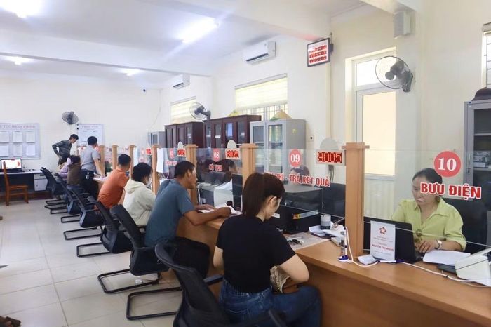 Nhờ thực hiện tốt Nghị quyết 57-NQ/TW của Bộ Chính trị, các dịch vụ công và cải cách hành chính ở tỉnh Quảng Trị đang mang lại nhiều thuận lợi hơn cho người dân.