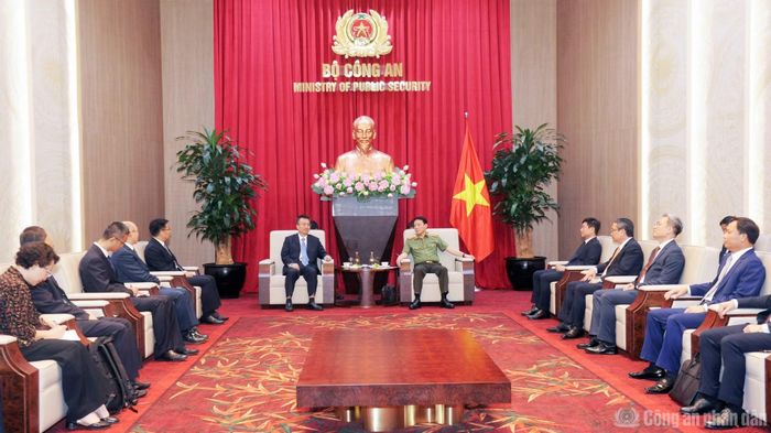 Quang cảnh buổi tiếp.