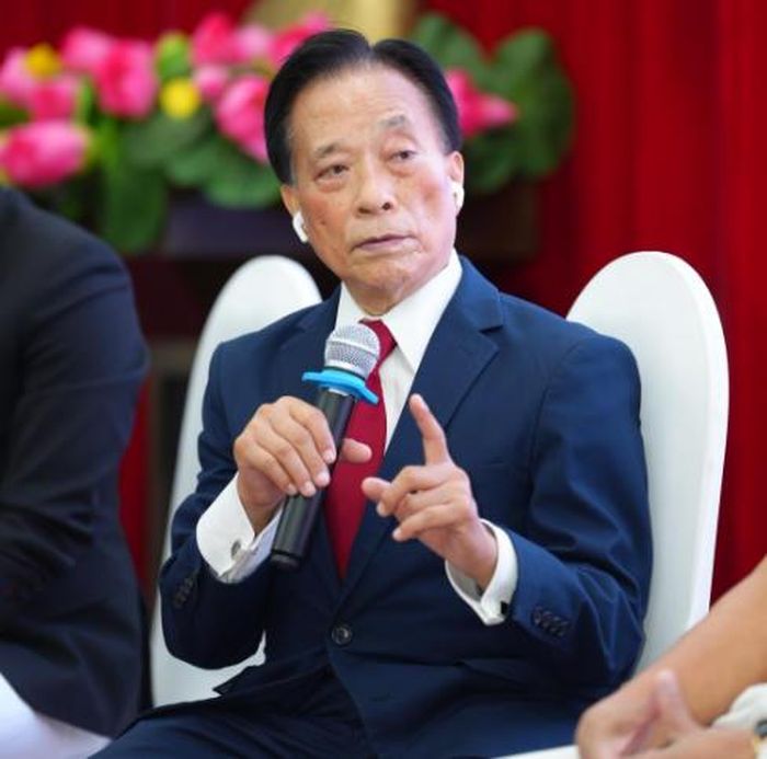 TS. Nguyễn Trí Hiếu - Chuyên gia tài chính - ngân hàng độc lập chia sẻ tại hội thảo.