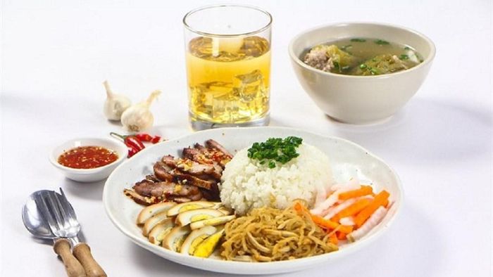 Mọi người nên duy trì lịch ăn tương đối ổn định. Ảnh minh họa