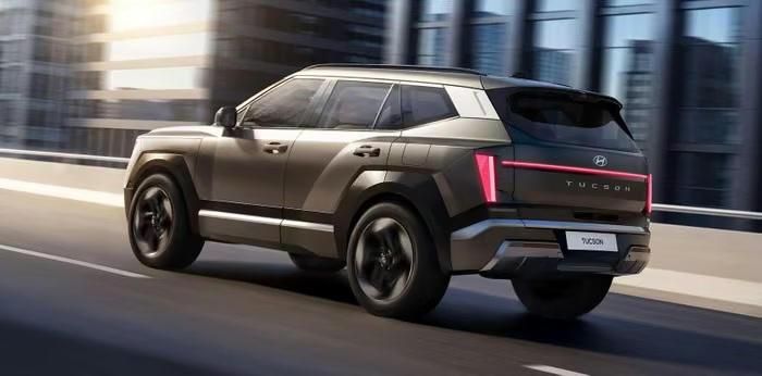 Hyundai Tucson 2027 gây chú ý với thiết kế lấy cảm hứng từ Palisade. (Ảnh: Car and Driver)