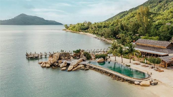 Palladium Hotel Group dự kiến khai trương hai khách sạn BLESS L’Ayla Ninh Vân Bay và BLESS Hotel Hà Nội trong vòng 2 năm tới.