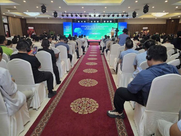 Toàn cảnh chương trình “Gặp gỡ, giao thương, kết nối hợp tác chuỗi cung ứng sầu riêng Việt Nam – Trung Quốc, tỉnh Đắk Lắk 2026”.