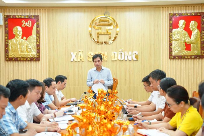 Chủ tịch UBND xã Sơn Đồng Phạm Gia Lộc kết luận hội nghị. Ảnh: NS