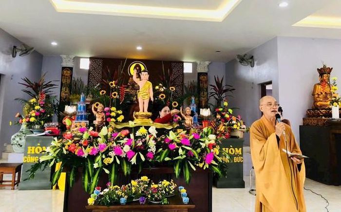 Thầy Thích Tịnh Giác, chùa Phúc Sơn, xã Phú Sơn, Hà Nội quyết định không xây lò đốt vàng mã trong khuôn viên chùa.