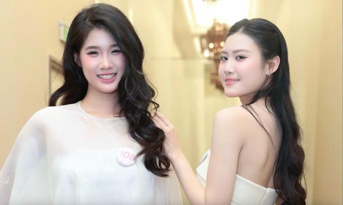 Tại nhà chung, Bảo Chi có thêm những người bạn mới và xem các thí sinh như chị em trong gia đình. Ở Ngôi nhà chung Hoa hậu Việt Nam 2026, Bảo Chi và Vân Hà (SBD 638) nhanh chóng trở thành bạn thân.
