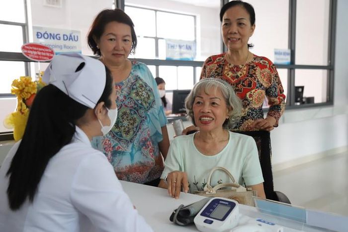 Nhu cầu tuyển điều dưỡng của bệnh viện tăng cao. Ảnh: P.Thương.