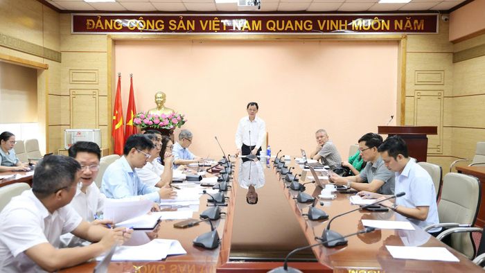 Quang cảnh cuộc họp tại điểm cầu Bộ Y tế.  Ảnh: Trần Minh