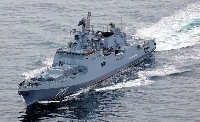 Không chỉ có vậy, con tàu còn bị hư hại hệ thống radar, tác chiến điện tử và thông tin liên lạc. Như vậy Hạm đội Biển Đen của Nga có thể đã mất cùng lúc 2 chiến hạm chủ lực mang tên lửa hành trình Kalibr.
