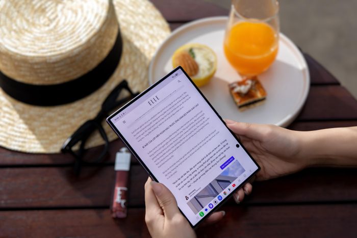 Trải nghiệm xem đắm chìm là sức hút mà Galaxy Z8 series mang đến cho người dùng.