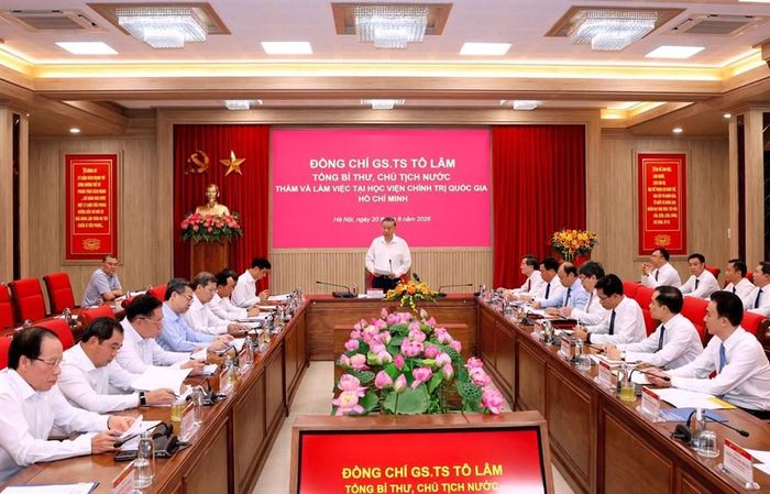 Tổng Bí thư, Chủ tịch nước Tô Lâm và Đoàn công tác Trung ương làm việc với lãnh đạo chủ chốt Học viện Chính trị quốc gia Hồ Chí Minh