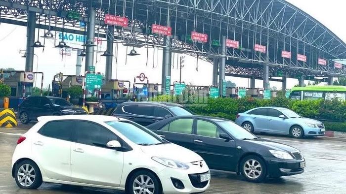 Hiện nay, trên cả nước có khoảng 2,6 triệu người dùng tài khoản VETC. (Ảnh: HUYỀN THANH)