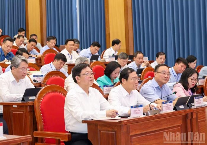 Các đồng chí Ủy viên Trung ương Đảng khóa XIV tham gia Lớp bồi dưỡng thứ nhất. (Ảnh: THẾ ĐẠI)