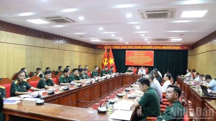 Quang cảnh buổi làm việc. (Ảnh: MAI TÚ)