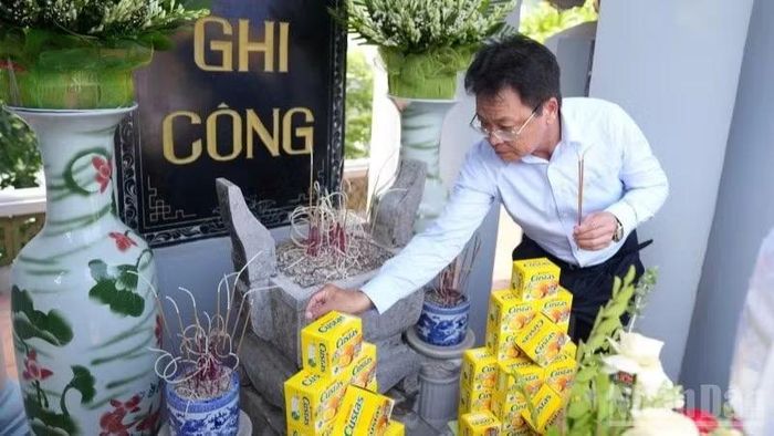 Bí thư Đảng ủy, Chủ tịch Hội đồng thành viên Tập đoàn Đường sắt Quốc gia Việt Nam Đặng Sỹ Mạnh. (Ảnh: HỒNG NĂM)