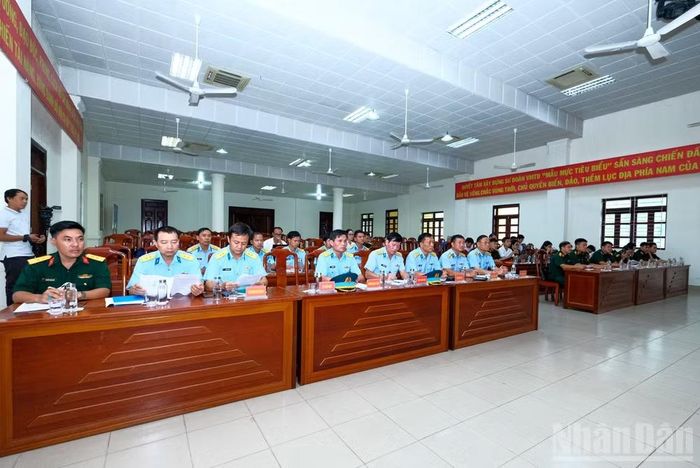 Quang cảnh hội nghị.