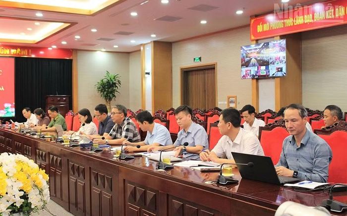 Cuộc làm việc được tổ chức trực tuyến đến các xã Tạ Khoa, Pắc Ngà, Chiềng Hoa, Chiềng Sung và Bắc Yên. (Ảnh: QUỐC TUẤN)