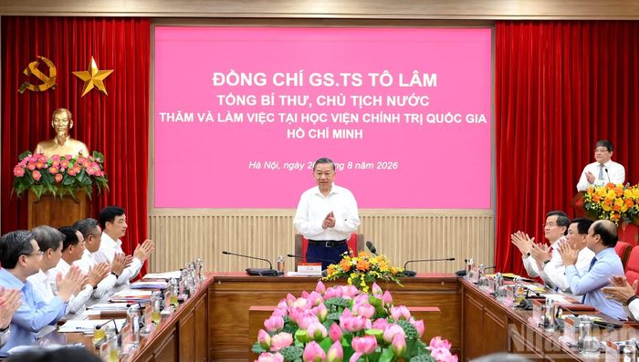  Tổng Bí thư, Chủ tịch nước Tô Lâm chủ trì cuộc làm việc với lãnh đạo chủ chốt Học viện Chính trị quốc gia Hồ Chí Minh﻿. 