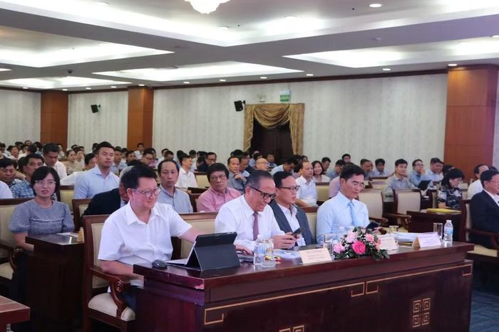 Các đại biểu dự hội thảo. (Ảnh: Mạnh Cường)