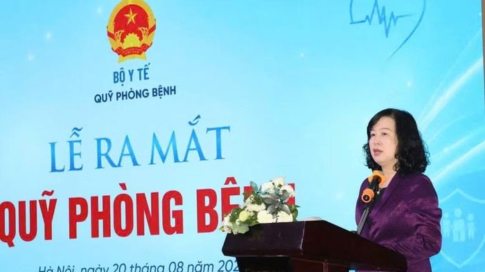 Bộ trưởng Y tế Đào Hồng Lan phát biểu tại lễ ra mắt Quỹ Phòng bệnh. (Ảnh: LÊ HẢO)