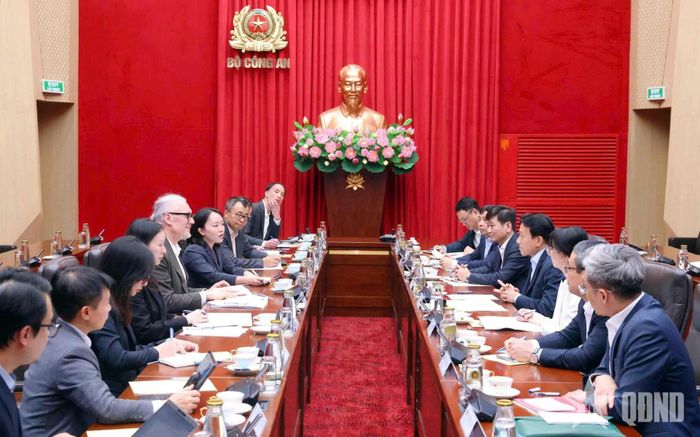  Quang cảnh buổi tiếp.