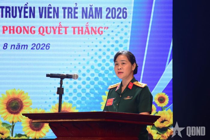 Đại tá Nguyễn Thị Thu Hiền, Phó cục trưởng Cục Chính trị, Tổng cục Chính trị, Phó trưởng ban tổ chức hội thi phát biểu chỉ đạo.