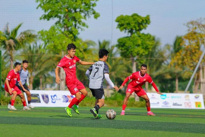 Ngoài Hiếu Hoa, V&V và Thái Huy Bảo, đây là mùa giải đầu tiên có 5 tân binh.