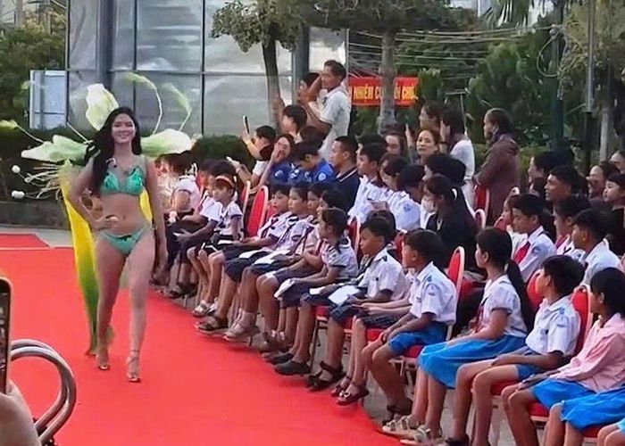 Hình ảnh phần thi phụ “Người đẹp Biển đảo” an truyền trên mạng xã hội