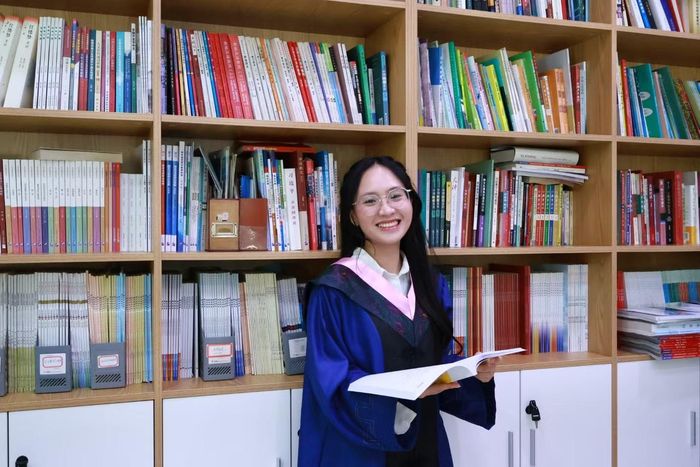 Lan Anh hai lần nhận học bổng toàn phần CIS tại Trung Quốc.
