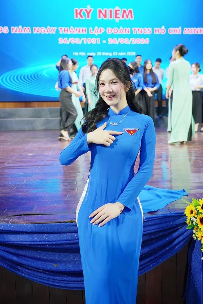 Ngay khi mới là sinh viên năm thứ nhất, Ngọc Trâm đã bứt phá giành danh hiệu Á quân cuộc thi "MC Shine 2024" do Học viện Tài chính tổ chức.