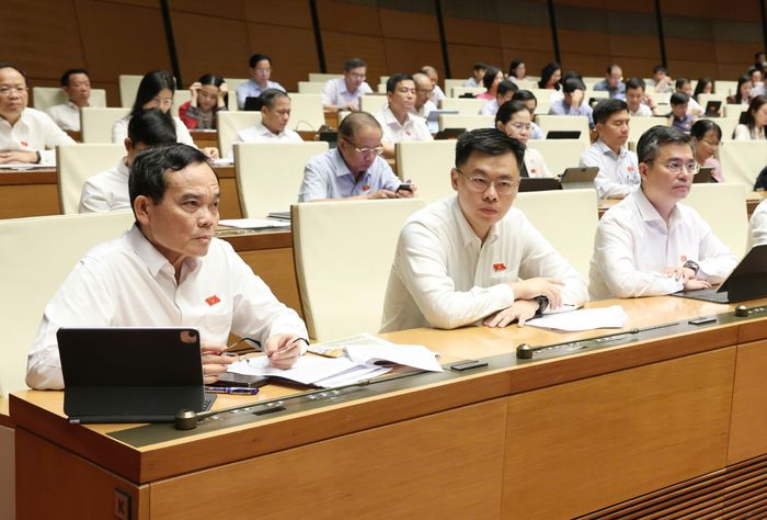 Các đại biểu dự phiên họp tại Hội trường Diên Hồng, sáng 20-8. Ảnh: QUANG PHÚC