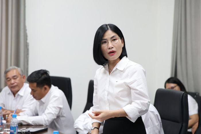  Đồng chí Trần Thị Ngọc Thủy, Bí thư Chi bộ Xí nghiệp Mỹ Phước phát biểu tại buổi làm việc. Ảnh: LÊ THOA 