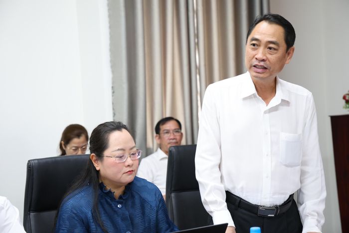  Đồng chí Nguyễn Hoàn Vũ, Bí thư Đảng ủy Tập đoàn Becamex phát biểu. Ảnh: LÊ THOA 