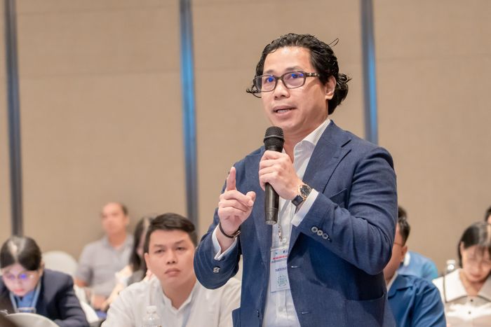  Luật sư Châu Huy Quang trao đổi ý kiến tại hội thảo. Ảnh: BTC 