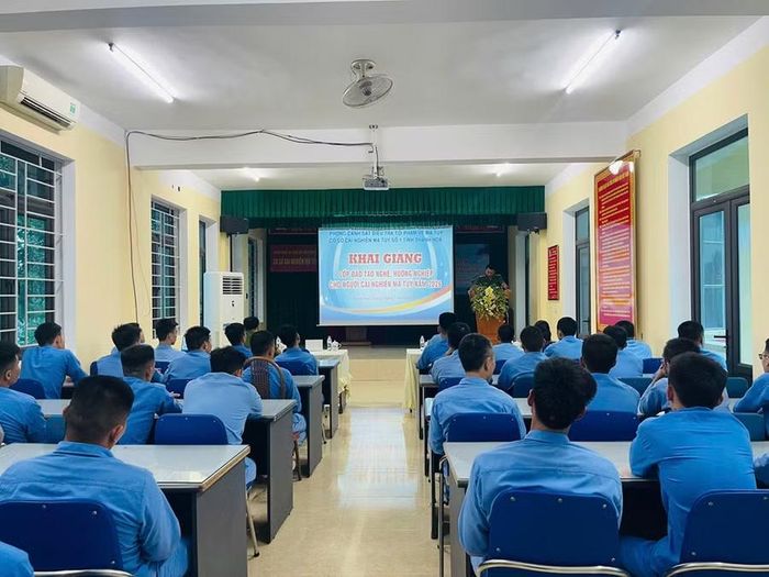 Khai giảng lớp học nghề tại Cơ sở Cai nghiện ma túy số 1 Thanh Hóa.