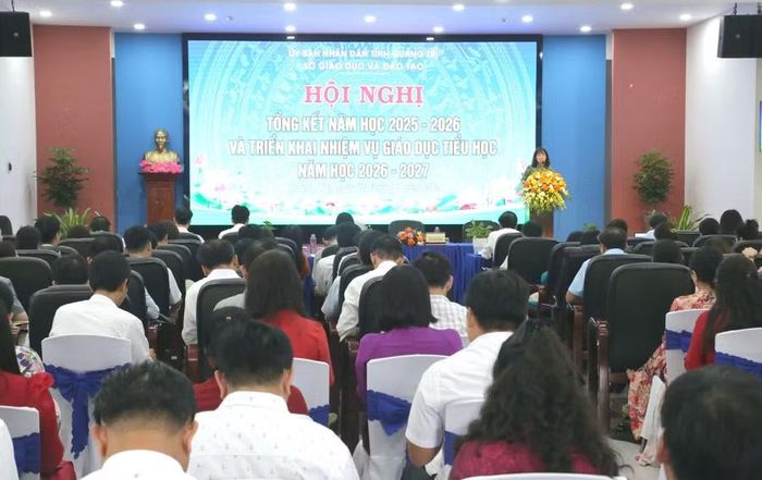 Sở GD&ĐT Quảng Trị tổ chức Hội nghị tổng kết năm học và triển khai nhiệm vụ Giáo dục Tiểu học năm học 2026-2027.