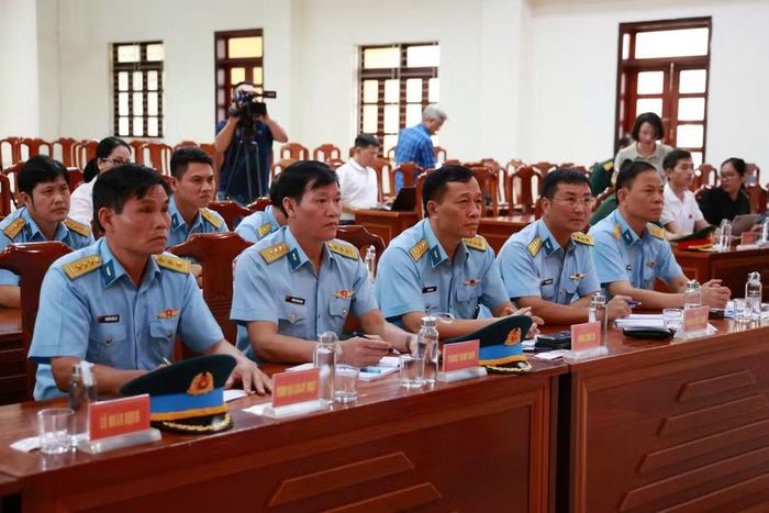 Đại biểu tham dự hội nghị.