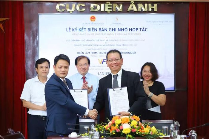 Cục Điện ảnh và GLOEX ký kết Biên bản ghi nhớ hợp tác - Ảnh: Bộ VH,TT&DL.