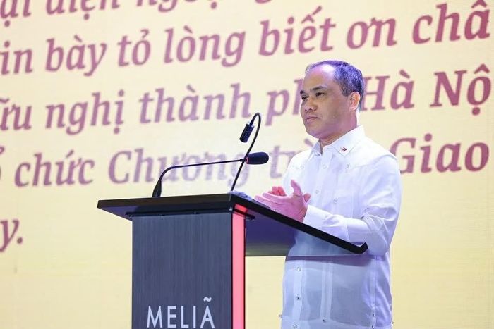  Đại sứ Philippines tại Việt Nam Francisco Noel R. Fernandez III phát biểu tại chương trình. (Ảnh: Đinh Hòa) 
