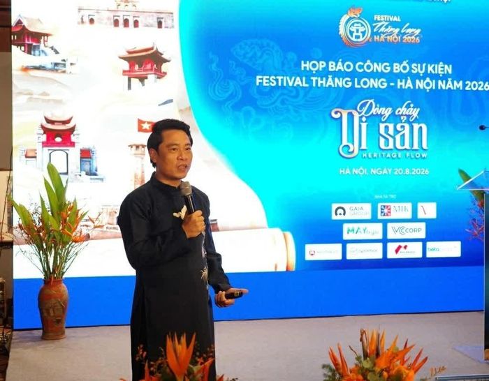 Đạo diễn Phạm Hoàng Giang chia sẻ tại họp báo. (Ảnh: Hải Hà)