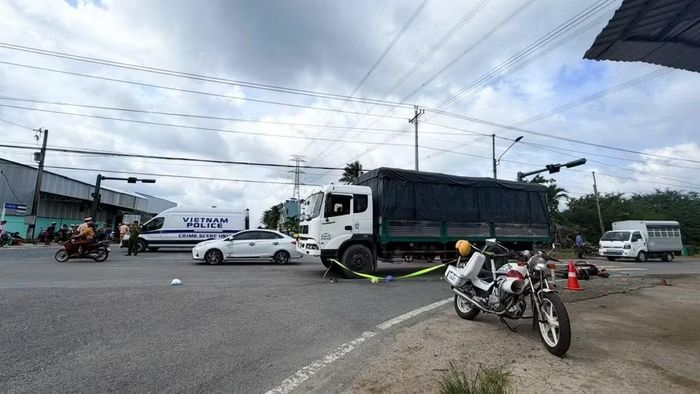 Hiện trường vụ tai nạn sáng ngày 20/8 (Ảnh: Trí Trần)